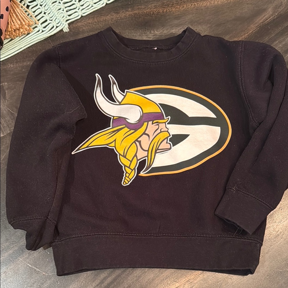 4t Black Packer/Viking NFL Graphic Sweater